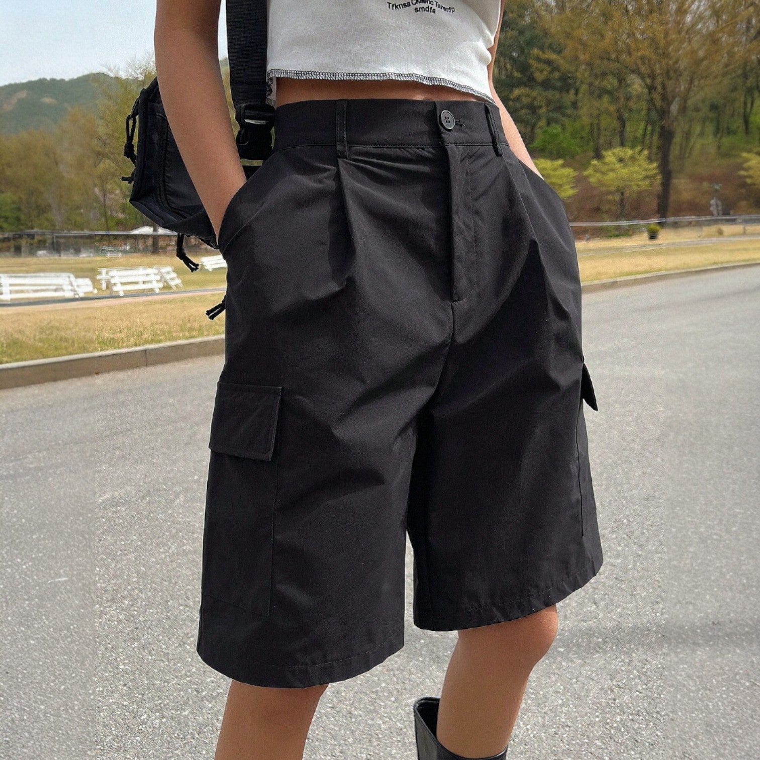 NEKURA SHORTS