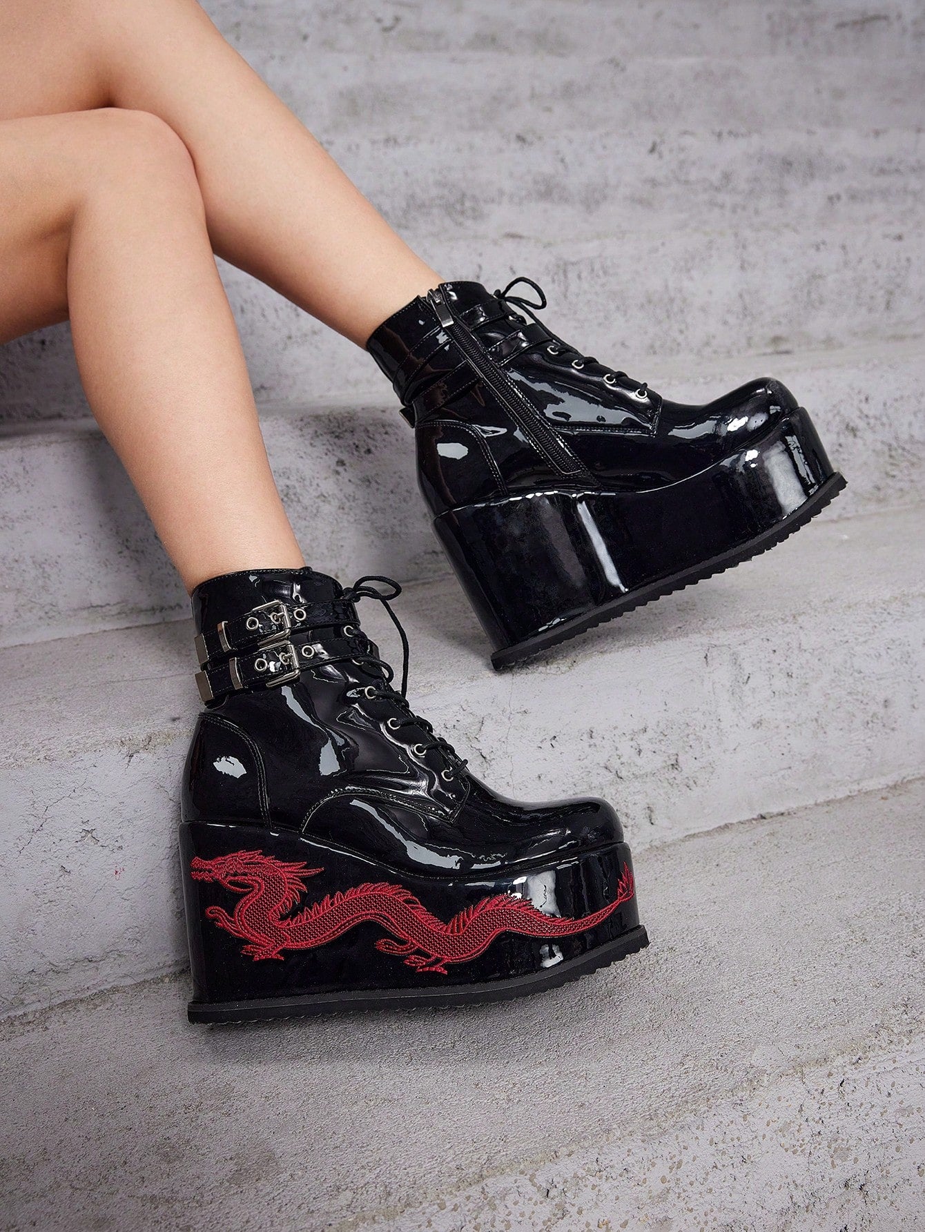 BLACK PLATFORM DRAGON BOOTS – JAPANESE STREETWEAR GOTH PUNK STYLE