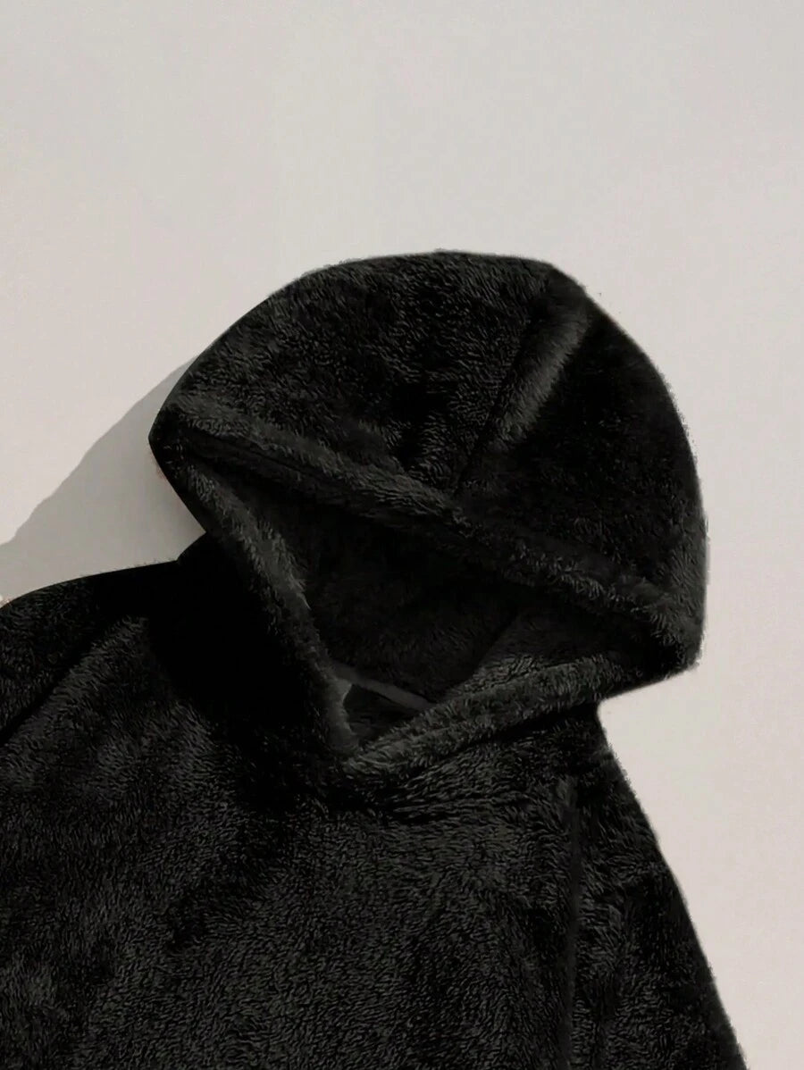 Black fuzzy flannel hoodie with drawstring and kangaroo pocket – ultra soft Japanese streetwear pullover