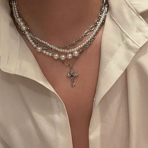 MAIRU NECKLACE