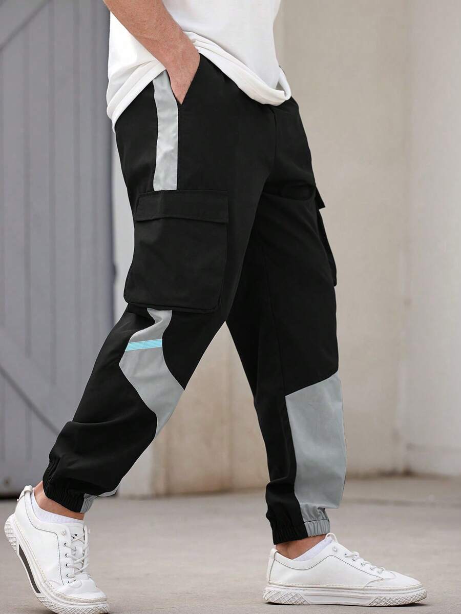 Men’s Japanese streetwear jogger pants with colorblock design and cargo pockets