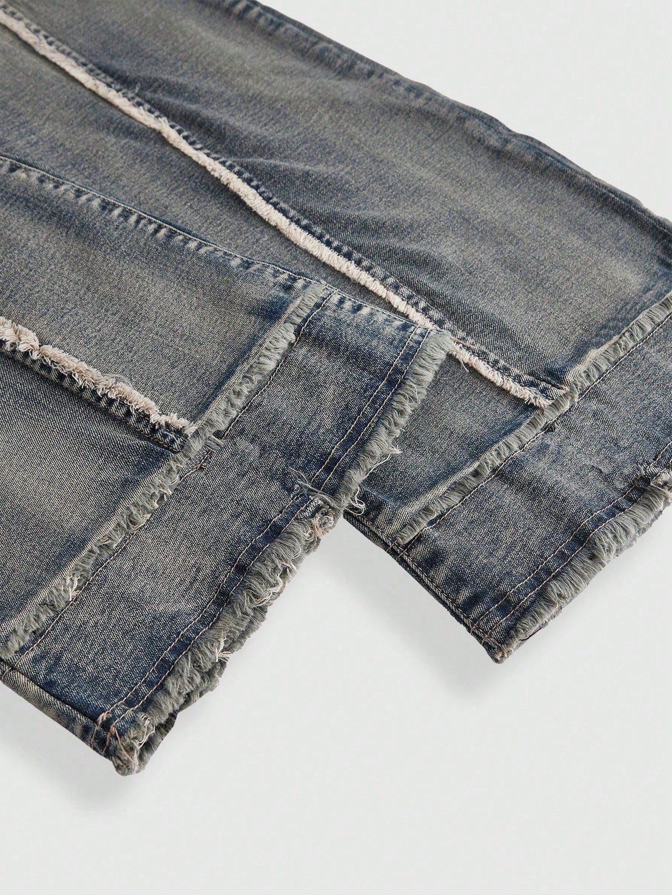 Y2K LOW RISE FLARE JEANS – LIGHT WASH BOOTCUT WITH BELT DETAIL