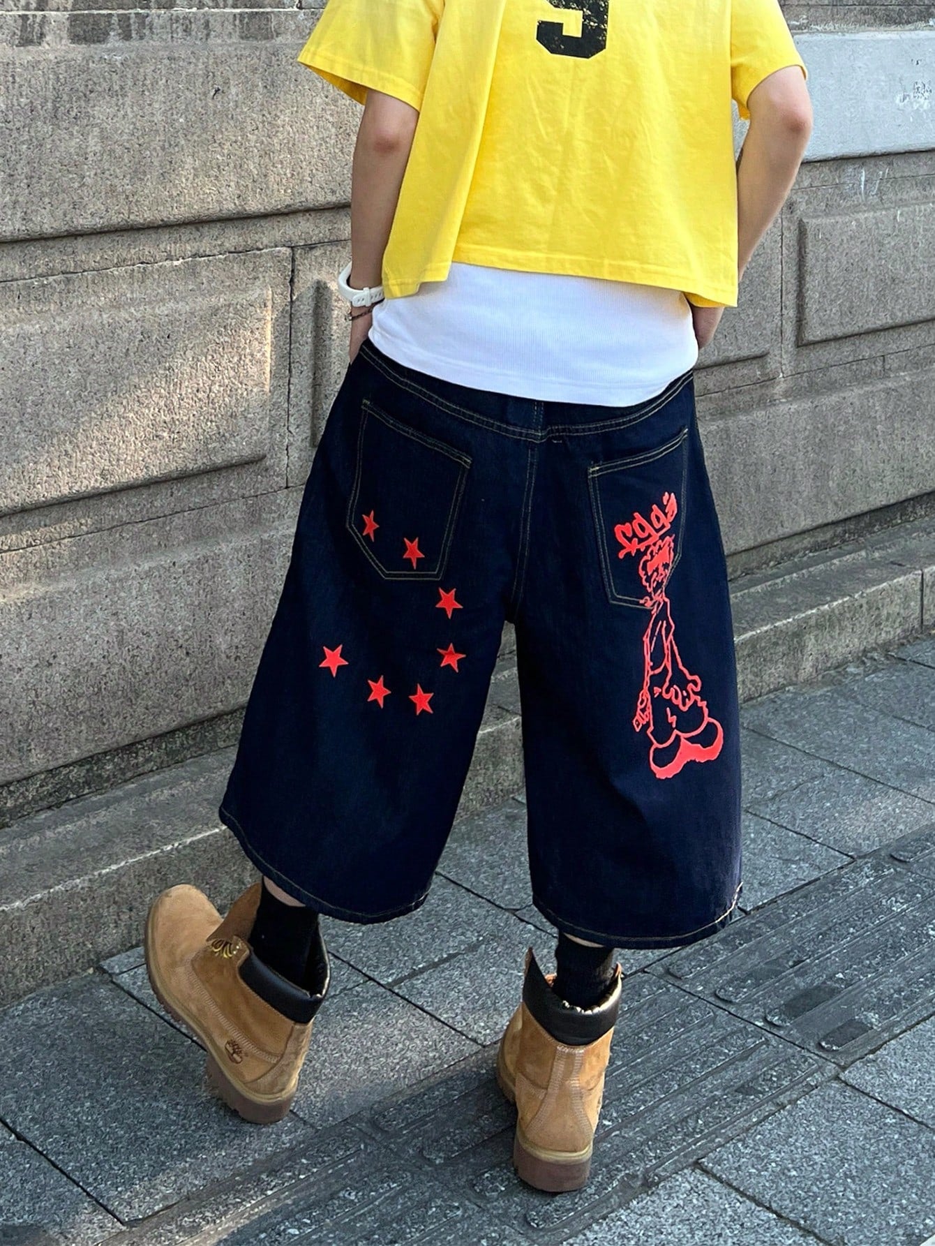 Blue denim Bermuda shorts with red cartoon graffiti and star graphics – Japanese hip-hop streetwear style