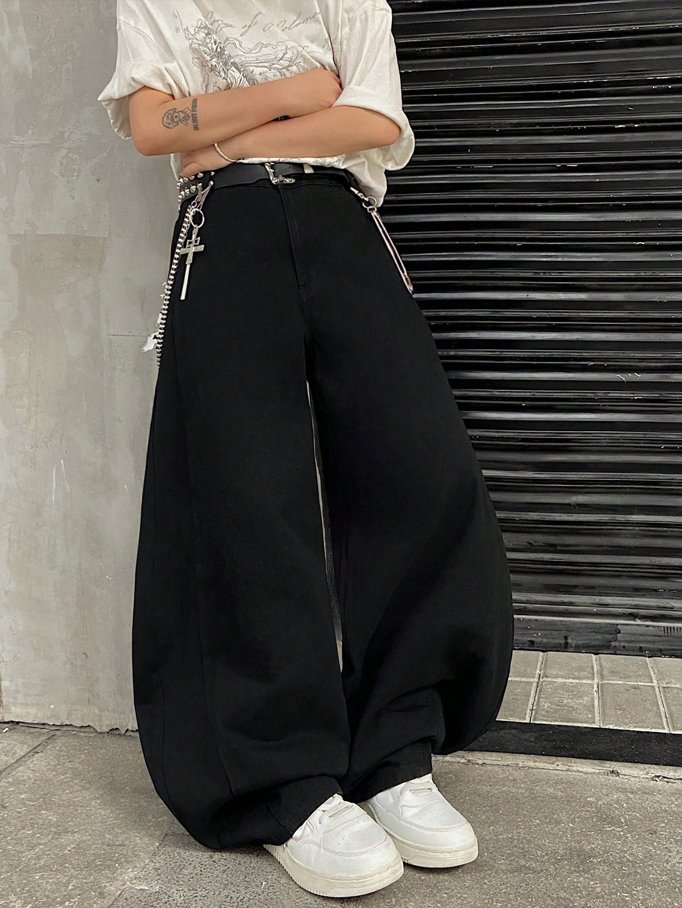 Japanese streetwear floral embroidered wide leg pants black hip hop baggy denim Harajuku style