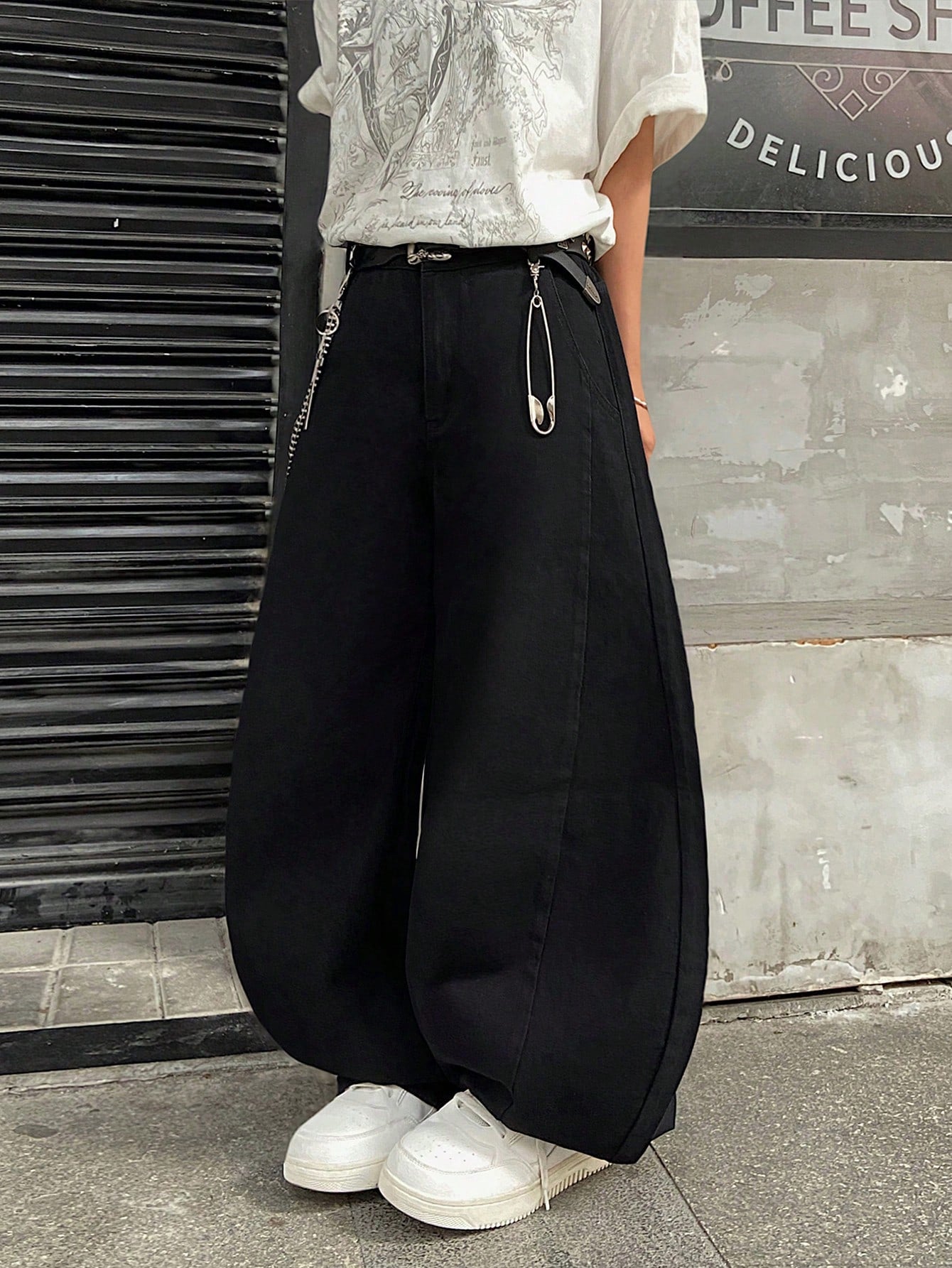 Japanese streetwear floral embroidered wide leg pants black hip hop baggy denim Harajuku style