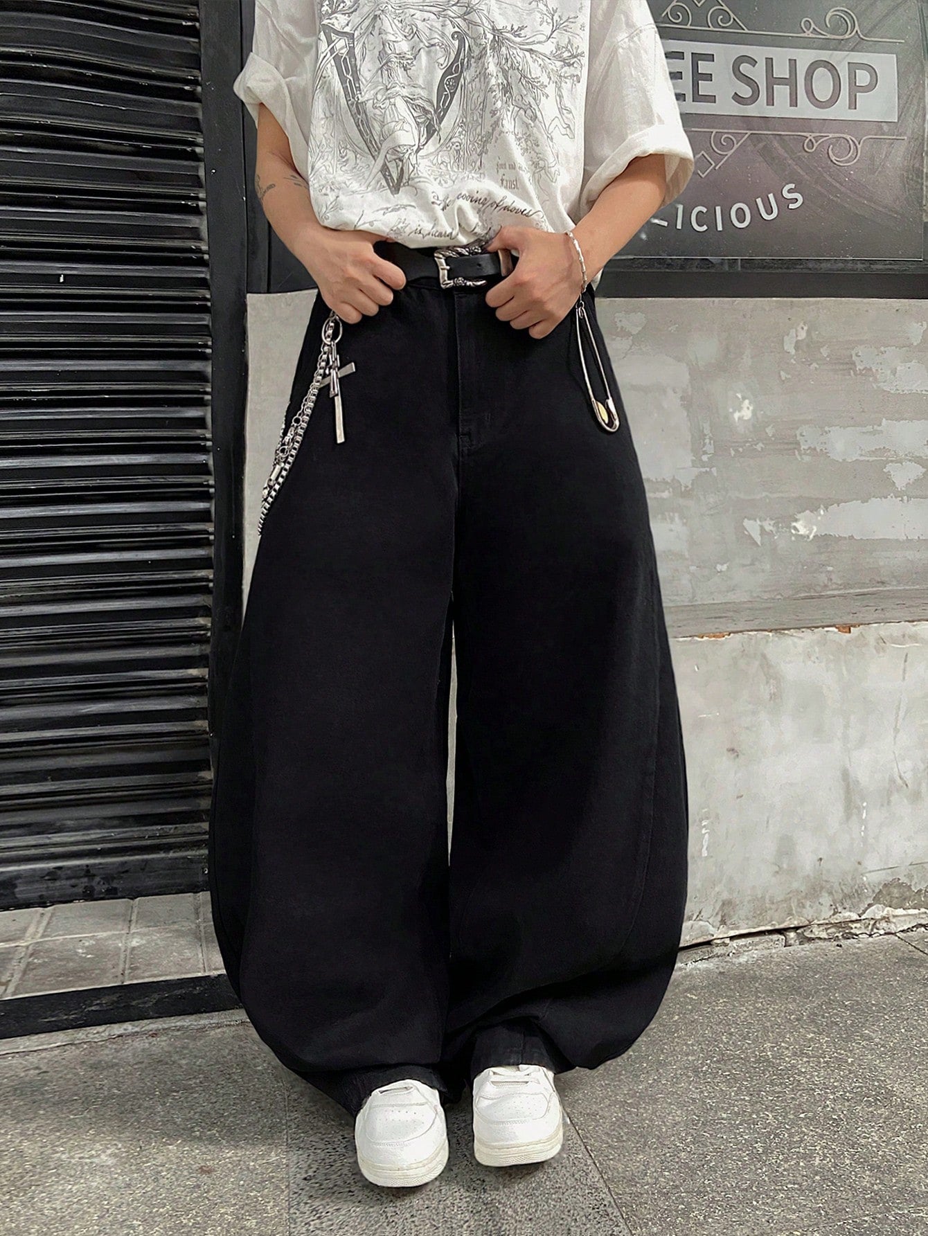 Japanese streetwear floral embroidered wide leg pants black hip hop baggy denim Harajuku style