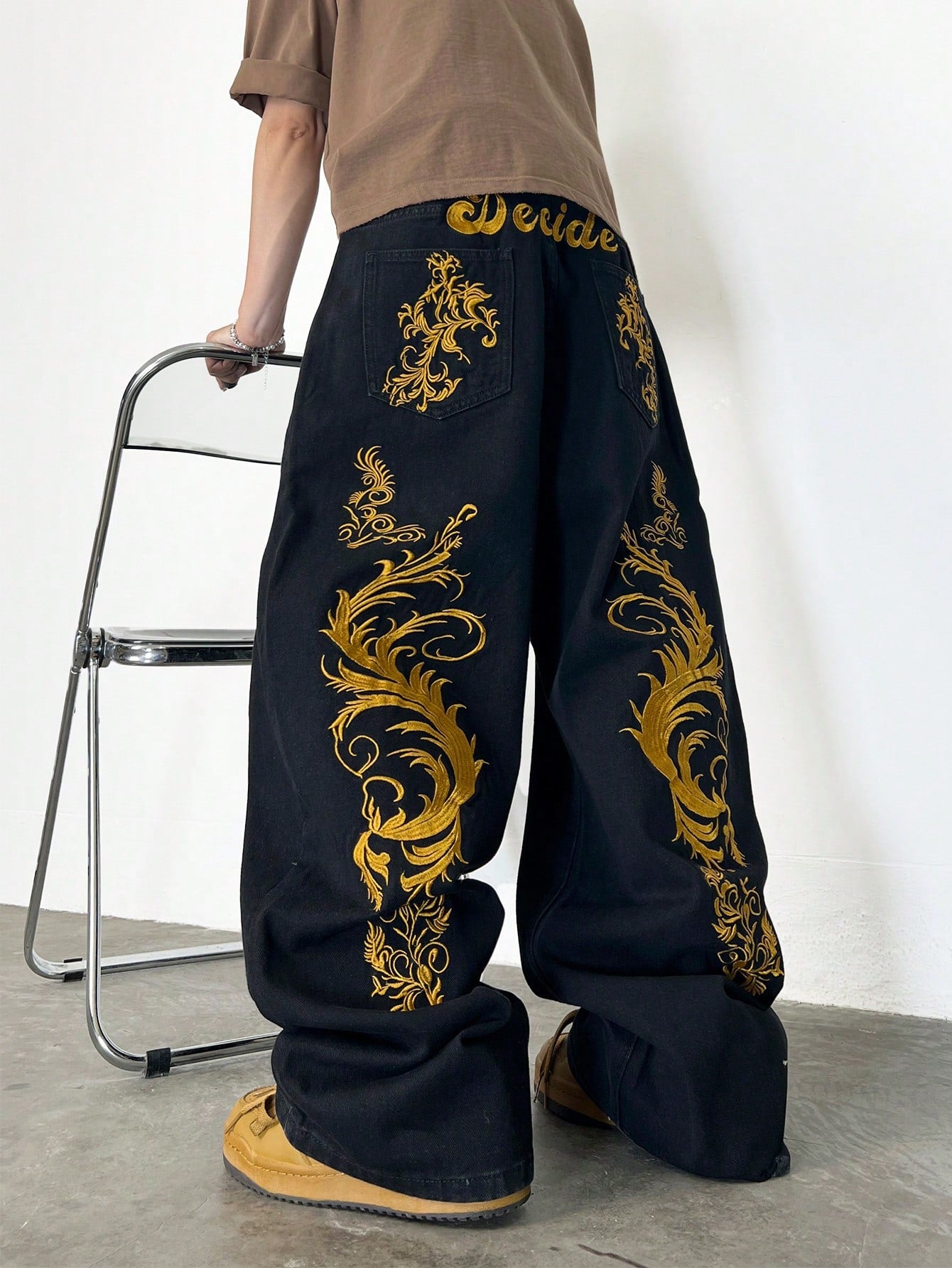 Japanese streetwear wide leg embroidered jeans black gothic punk oversized denim pants Tokyo fashion